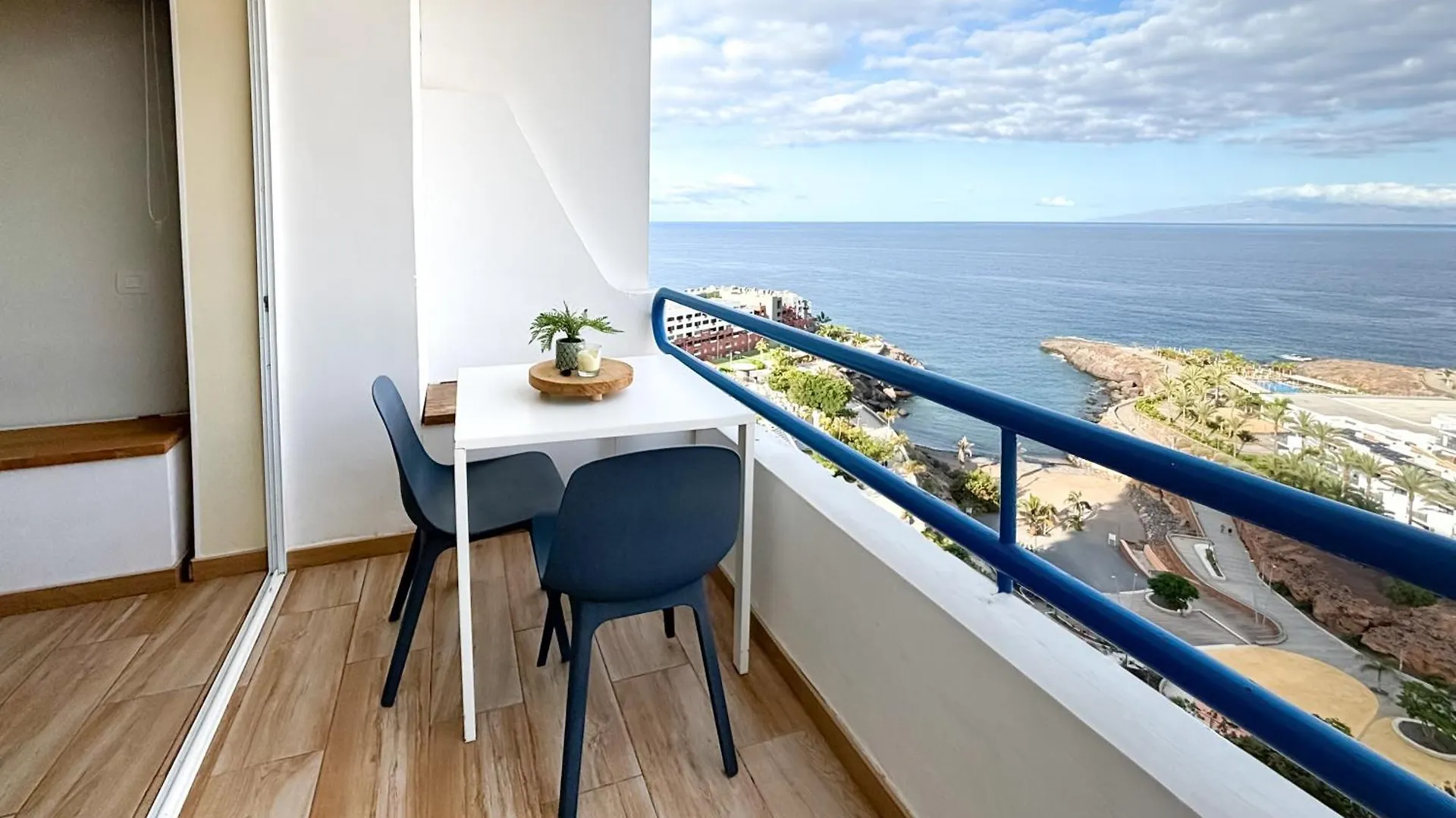Lovely Modern Studio With An Incredible View Costa Adeje